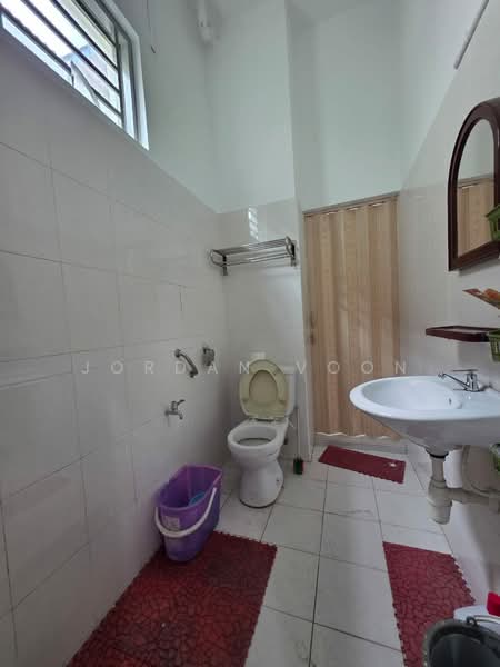 Taman Cendana Permai untuk Untuk Disewa - RM 2,000 /bulan, Mac 2026 - Bathroom - PropertyGuru.com.my