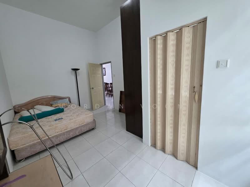 Taman Cendana Permai untuk Untuk Disewa - RM 2,000 /bulan, Mac 2026 - Bedroom - PropertyGuru.com.my