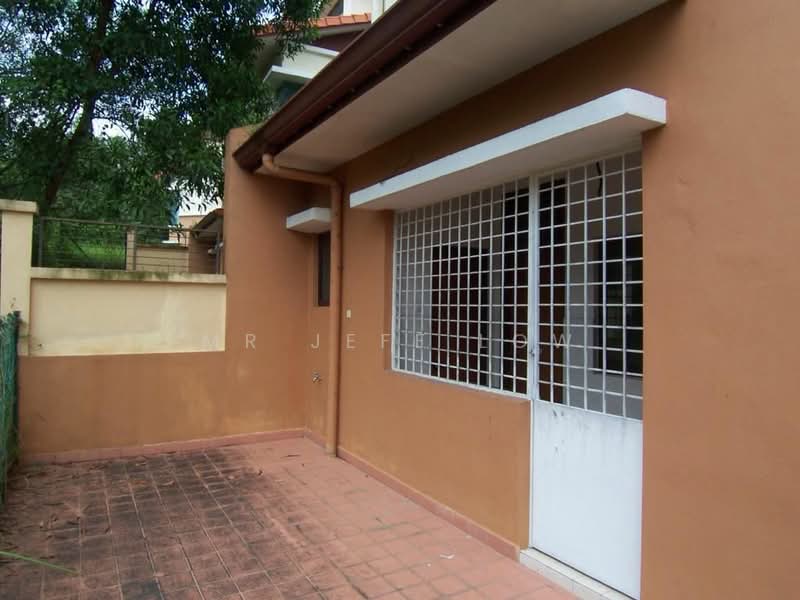 Bungalow for Sale in Bukit Rahman Putra (Sungai Buloh) - Mr Jeff Low - Exterior - PropertyGuru.com.my