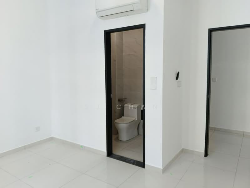 Service Residence for Rent at Space Residency - SJ CHAN - Bathroom - PropertyGuru.com.my