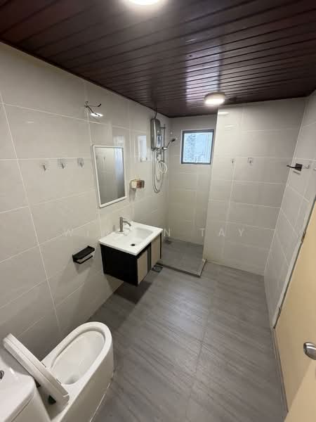 Condominium for Rent at Menara Bukit Ceylon - Winson Tay - Bathroom - PropertyGuru.com.my