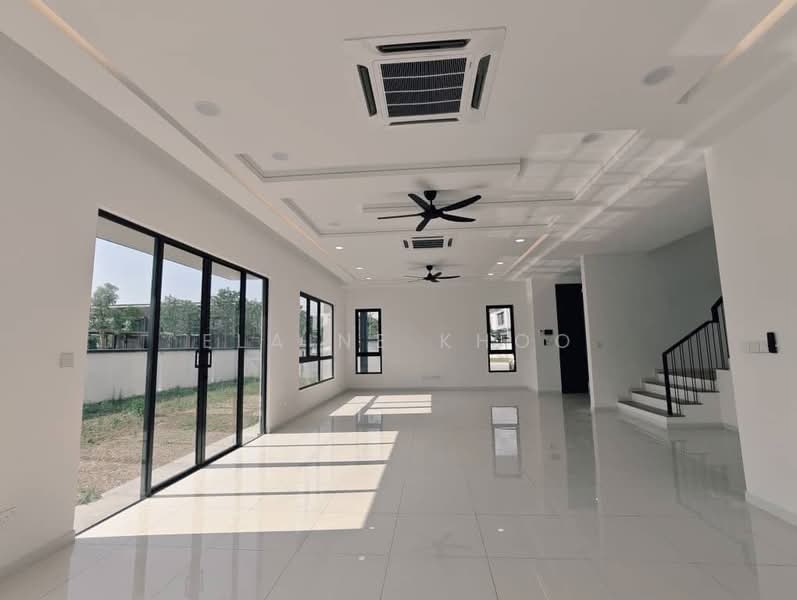 Semi-Detached House for Rent in Telok Panglima Garang (Selangor) - Elaine Khoo - Living Room - PropertyGuru.com.my