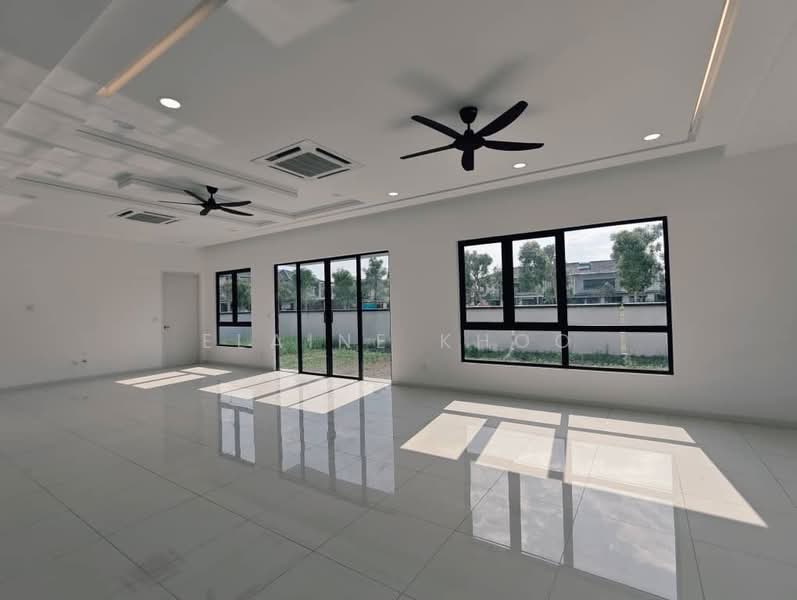 Semi-Detached House for Rent in Telok Panglima Garang (Selangor) - Elaine Khoo - Living Room - PropertyGuru.com.my