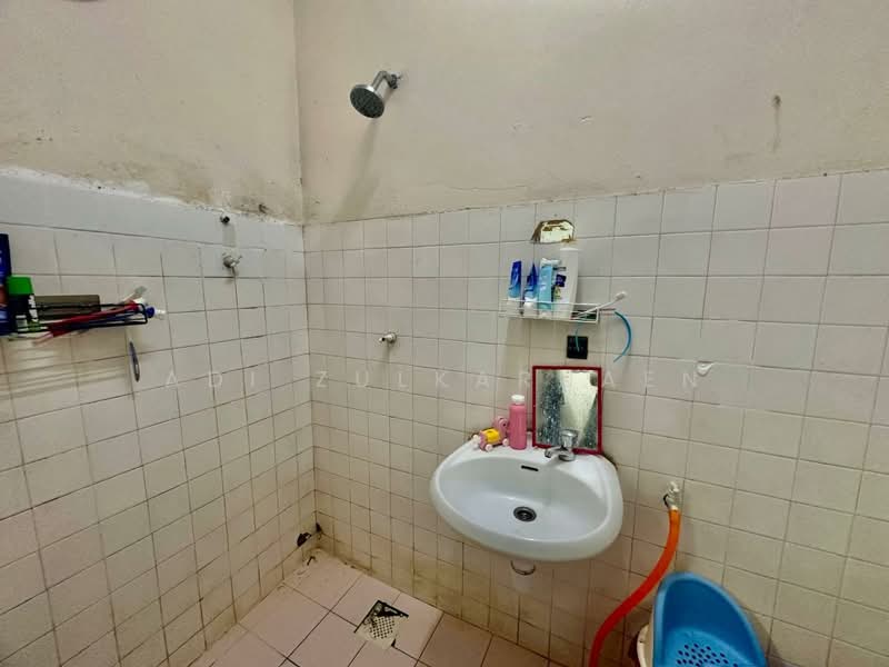 Apartment for Sale at Pantai Indah Fasa 1 - Adi Zulkarnaen - PropertyGuru.com.my