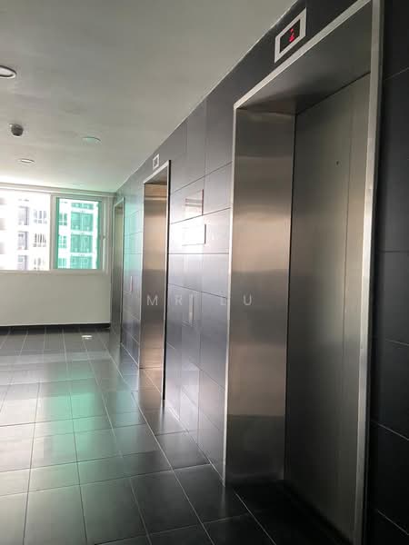 Tropez Residences untuk Untuk Disewa - RM 1,900 /bulan, Mac 2026 - Corridor - PropertyGuru.com.my