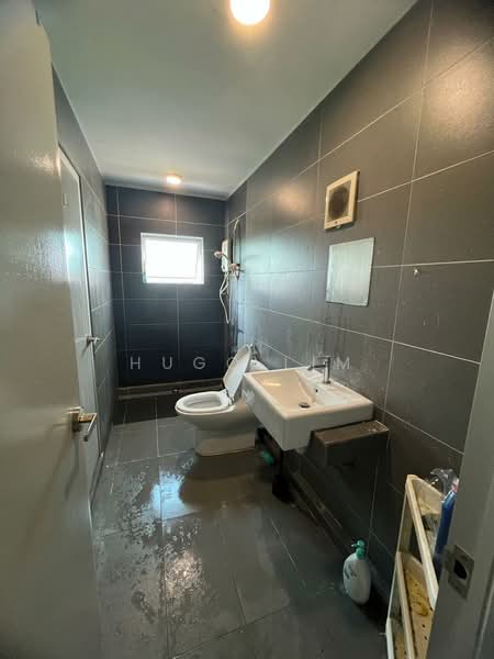 Arte Subang West untuk Untuk Disewa - RM 850 /bulan, Mac 2026 - Bathroom - PropertyGuru.com.my