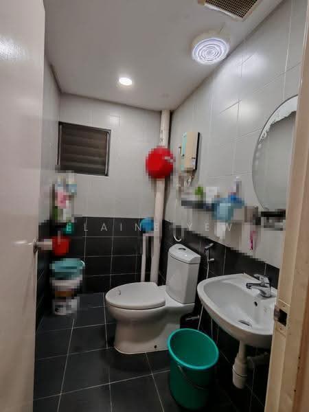 Rumah Bandar untuk Dijual di Taman Mastiara (Jalan Ipoh) - Elaine Yew - Bathroom - PropertyGuru.com.my