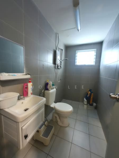 Apartment for Sale at Kemuning Idaman - John Lee - Bathroom - PropertyGuru.com.my