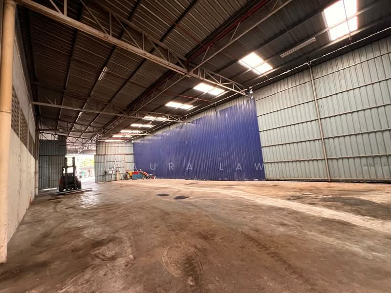 Tebrau Detached Factory 26k sqft Medium Industry 1 Acre Land untuk Untuk Disewa - RM 52,000 /bulan, Mac 2026 - Interior - PropertyGuru.com.my