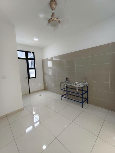 2-storey Terraced House for Sale in Taman Desa Tebrau (Tebrau) - Chris Chin - Kitchen - PropertyGuru.com.my