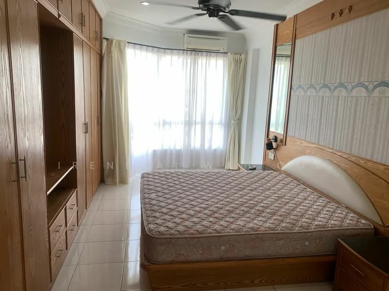 Condominium for Rent at Gold Coast Resort Condominium - Irene Ai Wah Ooi - Bedroom - PropertyGuru.com.my