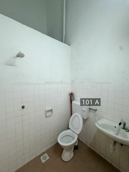1-storey Terraced House for Sale in Klang (Selangor) - Hao Kai Khaw - Bathroom - PropertyGuru.com.my