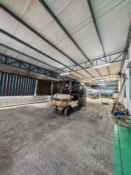 Factory for Rent in Taman Perniagaan Setia (Johor Bahru) - Derrick Chai - Interior - PropertyGuru.com.my