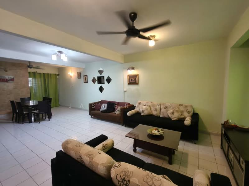 Taman Kajang Prima 2-Storey Terrace For Rent untuk Untuk Disewa - RM 2,000 /bulan, Mac 2026 - Living Room - PropertyGuru.com.my