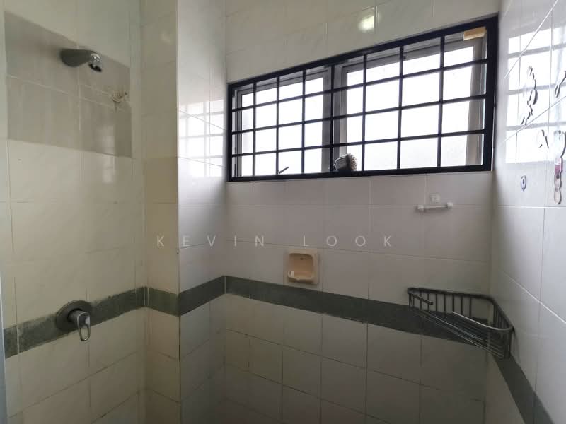 Semi-Detached House for Sale in Taman Cheras Permata 2 (Cheras) - Kevin Look - Bathroom - PropertyGuru.com.my
