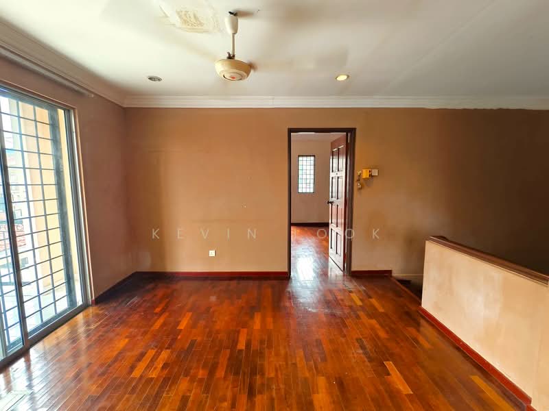 Semi-Detached House for Sale in Taman Cheras Permata 2 (Cheras) - Kevin Look - Living Room - PropertyGuru.com.my