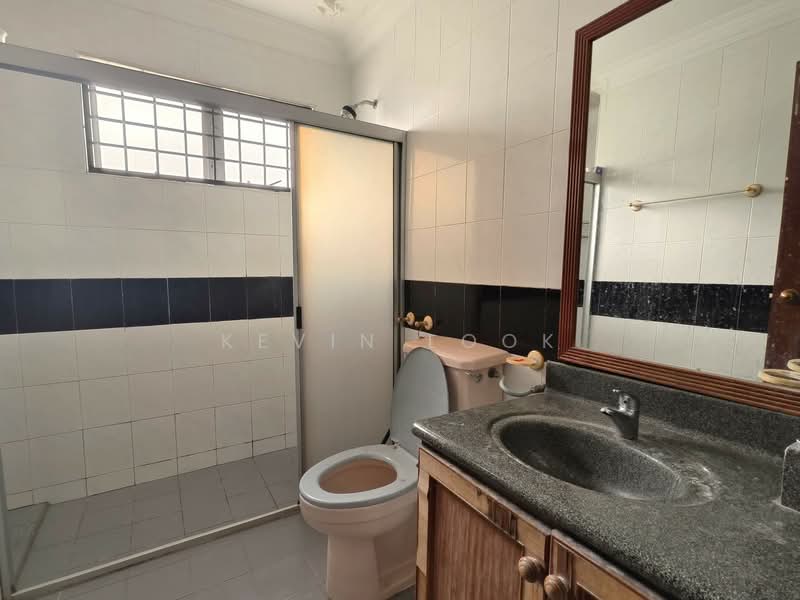 Semi-Detached House for Sale in Taman Cheras Permata 2 (Cheras) - Kevin Look - Bathroom - PropertyGuru.com.my