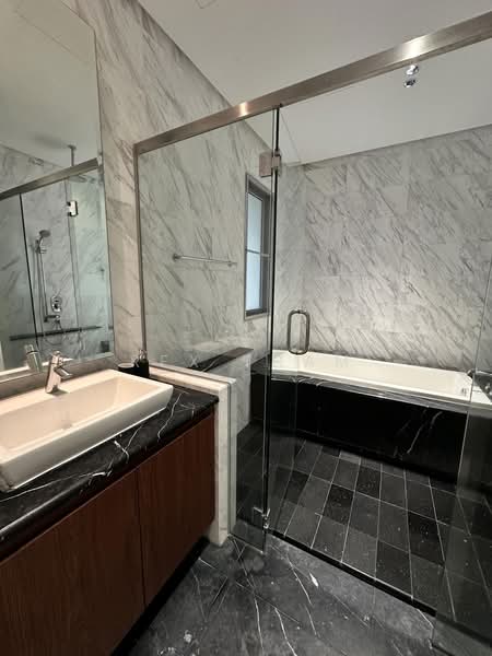 Kondominium untuk Dijual di 9 Madge - Rex Tham - Bathroom - PropertyGuru.com.my