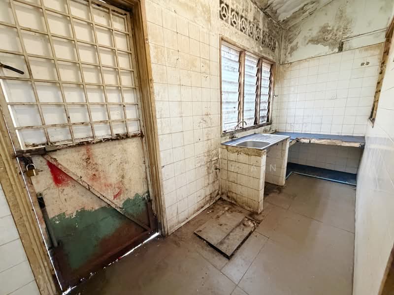 3-storey Terraced House for Sale in Taman Bukit Intan (Sri Petaling) - Hetha Chan - Interior - PropertyGuru.com.my