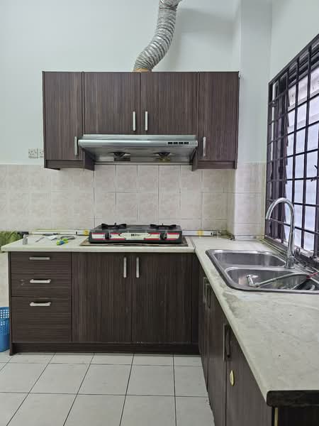 Apartment for Rent at Apartment Mahkota 1 - Stella Lee - Kitchen - PropertyGuru.com.my