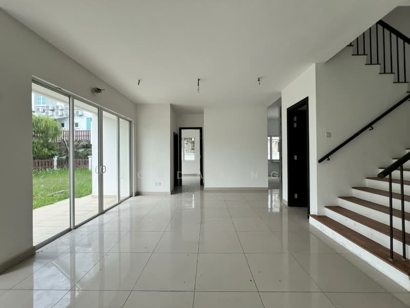 Semi-Detached House for Sale in Setia Eco Park (Setia Alam) - Jordan Ng - Living Room - PropertyGuru.com.my
