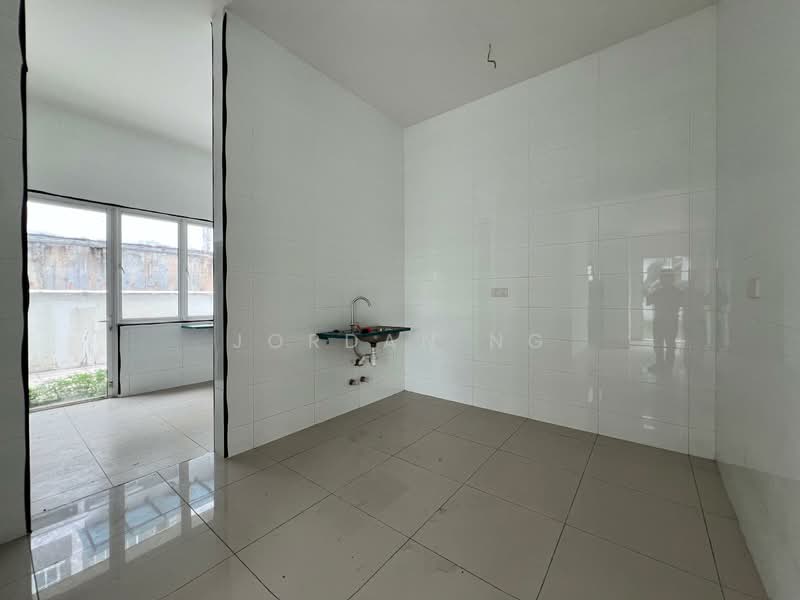 Semi-Detached House for Sale in Setia Eco Park (Setia Alam) - Jordan Ng - Kitchen - PropertyGuru.com.my