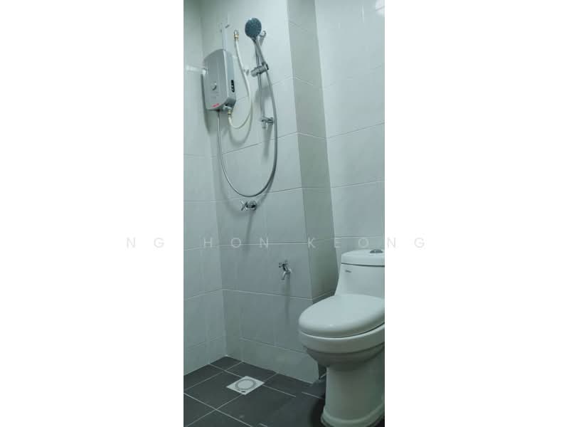 Apartment for Sale at Camellia Residences - Ng Hon Keong - Bathroom - PropertyGuru.com.my
