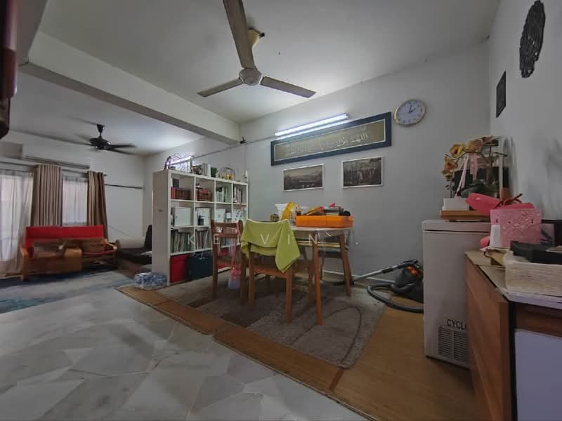 Murah 2 Sty Teres Desa 12 Bandar Country Homes Kota Emerald Anggun Rawang untuk Untuk Dijual - RM 355,000, Mac 2026 - Living Room - PropertyGuru.com.my