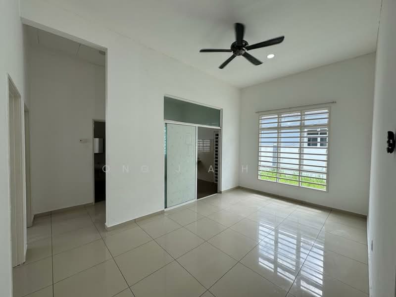 Bungalow for Rent in Senawang (Negeri Sembilan) - Ong Jia Hui - Living Room - PropertyGuru.com.my