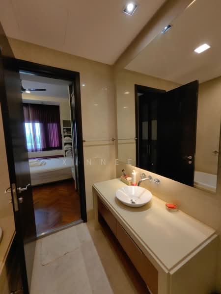 Service Residence for Rent at Straits Quay (The Suites at Waterside) - Xinnee . - Bathroom - PropertyGuru.com.my