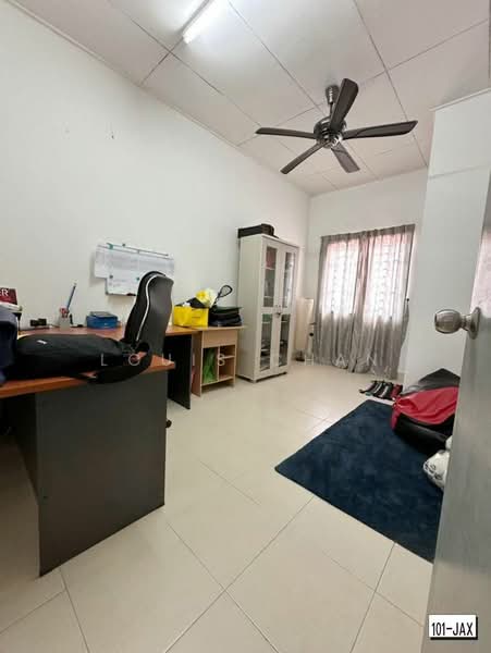 2-storey Terraced House for Sale in Bandar Puteri Klang (Klang) - Louis Chan - Study - PropertyGuru.com.my