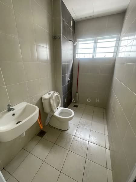 Jati Heights Townhouse untuk Untuk Dijual - RM 420,000, Mac 2026 - Bathroom - PropertyGuru.com.my