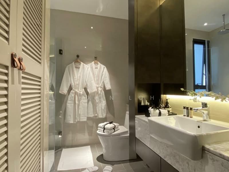 Service Residence for Rent at Tropicana Gardens - Dixon Loh - Bathroom - PropertyGuru.com.my