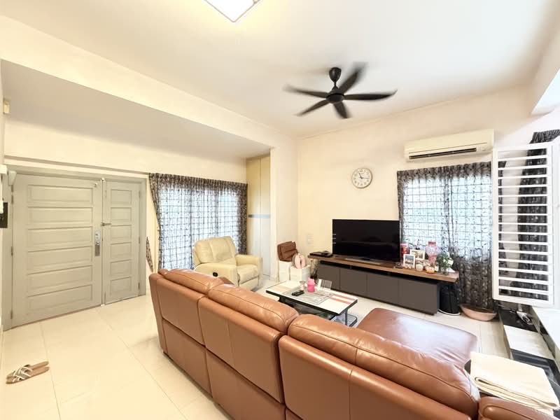 Rumah Berkembar untuk Dijual di Jalil Sutera (Bukit Jalil) - CK Yee - Living Room - PropertyGuru.com.my