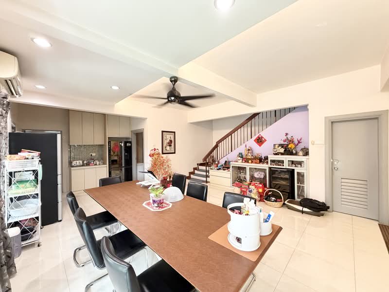 Rumah Berkembar untuk Dijual di Jalil Sutera (Bukit Jalil) - CK Yee - Dining Room - PropertyGuru.com.my