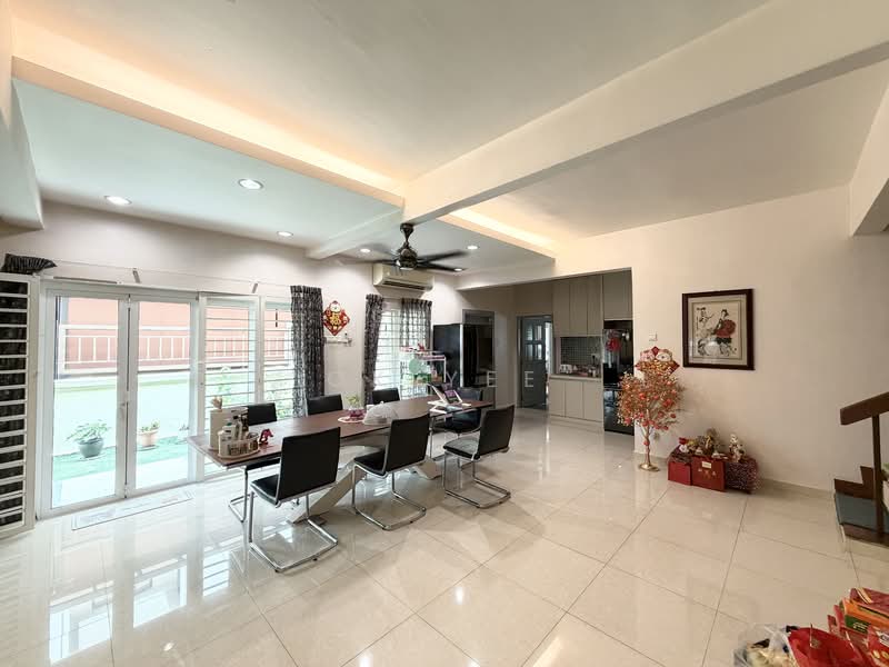 Rumah Berkembar untuk Dijual di Jalil Sutera (Bukit Jalil) - CK Yee - Living Room - PropertyGuru.com.my