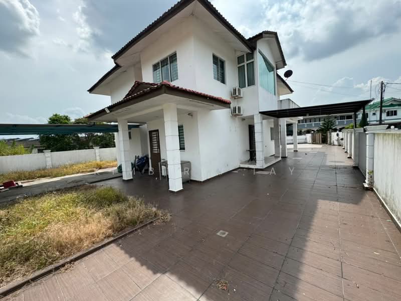 Taman Bukit Kempas untuk Untuk Dijual - RM 1,800,000, Mac 2026 - Exterior - PropertyGuru.com.my