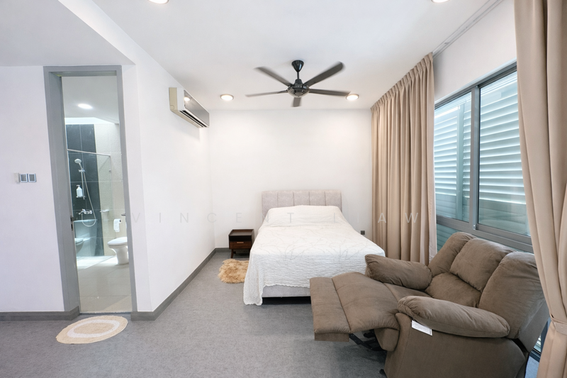 Twin Villa for Sale in Saujana (Selangor) - Vincent Liaw - Bedroom - PropertyGuru.com.my