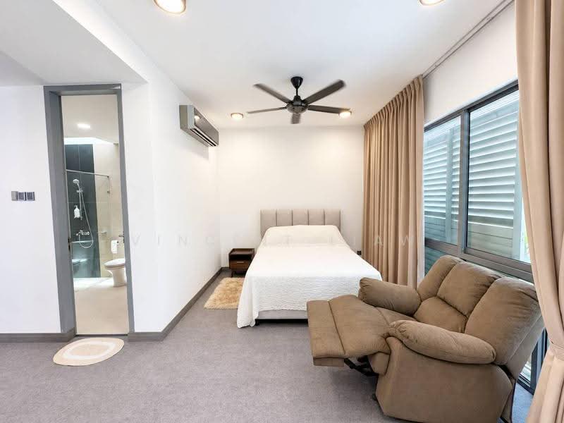 Vila Berkembar untuk Dijual di Saujana (Selangor) - Vincent Liaw - Bedroom - PropertyGuru.com.my