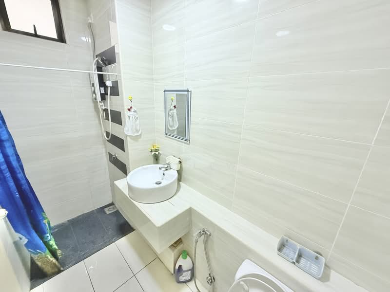 Service Residence for Rent at D'Summit Residences - Cy Lew - PropertyGuru.com.my