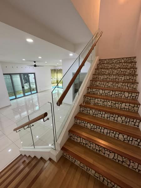 Semi-Detached House for Sale in Taman Molek (Johor Bahru) - Wong Ouray - PropertyGuru.com.my