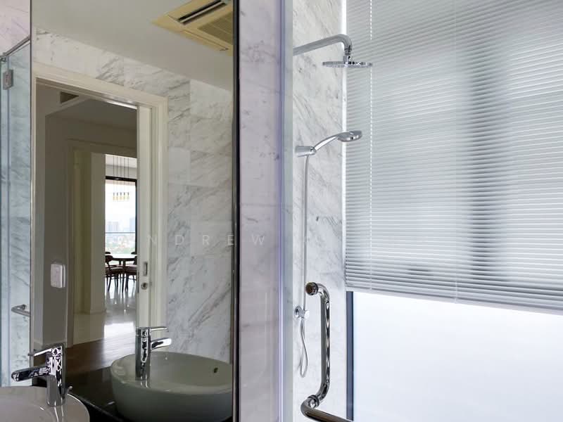 Setia V Residences untuk Untuk Disewa - RM 6,000 /bulan, Mac 2026 - Bathroom - PropertyGuru.com.my