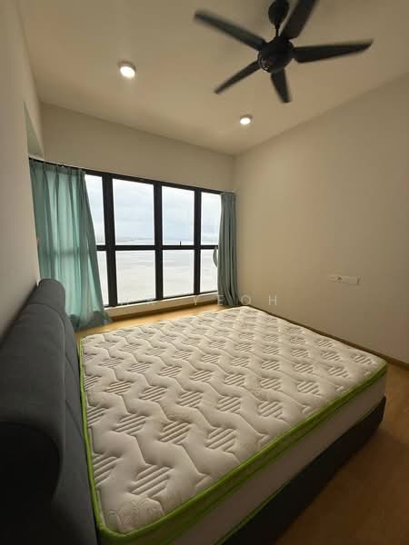 Condominium for Rent at Lovell @ Country Garden Danga Bay - HR Yeoh - Bedroom - PropertyGuru.com.my