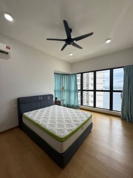 Condominium for Rent at Lovell @ Country Garden Danga Bay - HR Yeoh - Bedroom - PropertyGuru.com.my