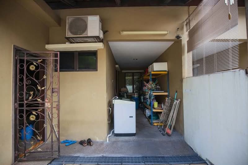 Rumah Berkembar untuk Dijual di Taman Overseas Union (Taman Oug) (Jalan Klang Lama (Old Klang Road)) - CJ Lee - Exterior - PropertyGuru.com.my
