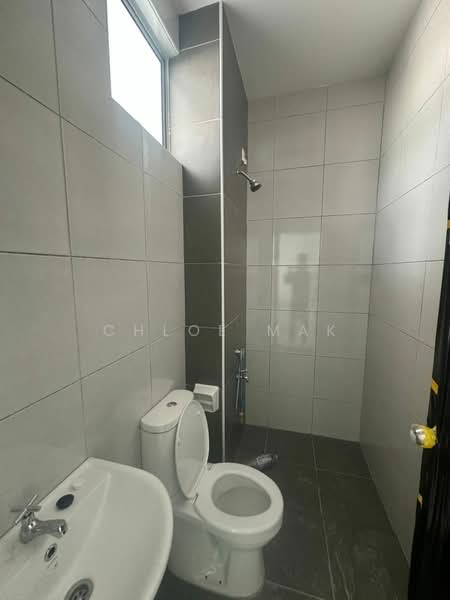 Terraced House for Rent in Bandar Putra (Kulai) - Chloe Mak - Bathroom - PropertyGuru.com.my