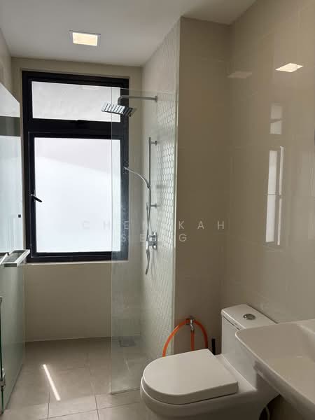 Service Residence for Rent at Continew - Chen Kah Seng - Bathroom - PropertyGuru.com.my