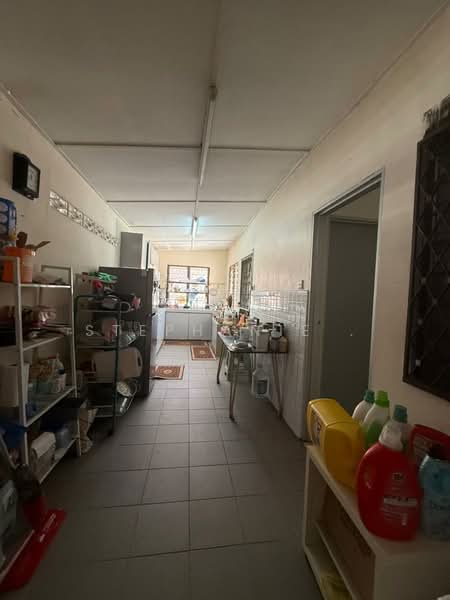 1-storey Terraced House for Sale in Taman Setapak (Setapak) - Stephanie . - Kitchen - PropertyGuru.com.my