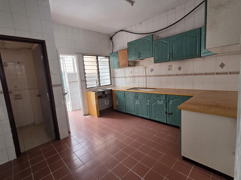 Seksyen 7 untuk Untuk Disewa - RM 2,100 /bulan, Mac 2026 - Kitchen - PropertyGuru.com.my
