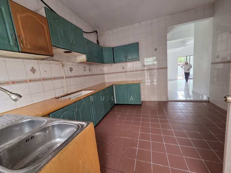 Seksyen 7 untuk Untuk Disewa - RM 2,100 /bulan, Mac 2026 - Kitchen - PropertyGuru.com.my